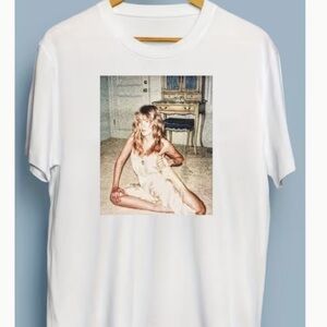 nEW Stevie White Graphic T-Shirt with Vintage Print
